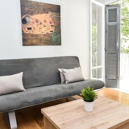 Warm Apartment At Exarchia 1 Bed 2 Pers 아테네 외부 사진