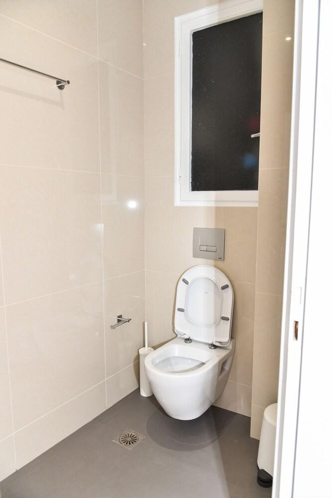 Warm Apartment At Exarchia 1 Bed 2 Pers 아테네 외부 사진