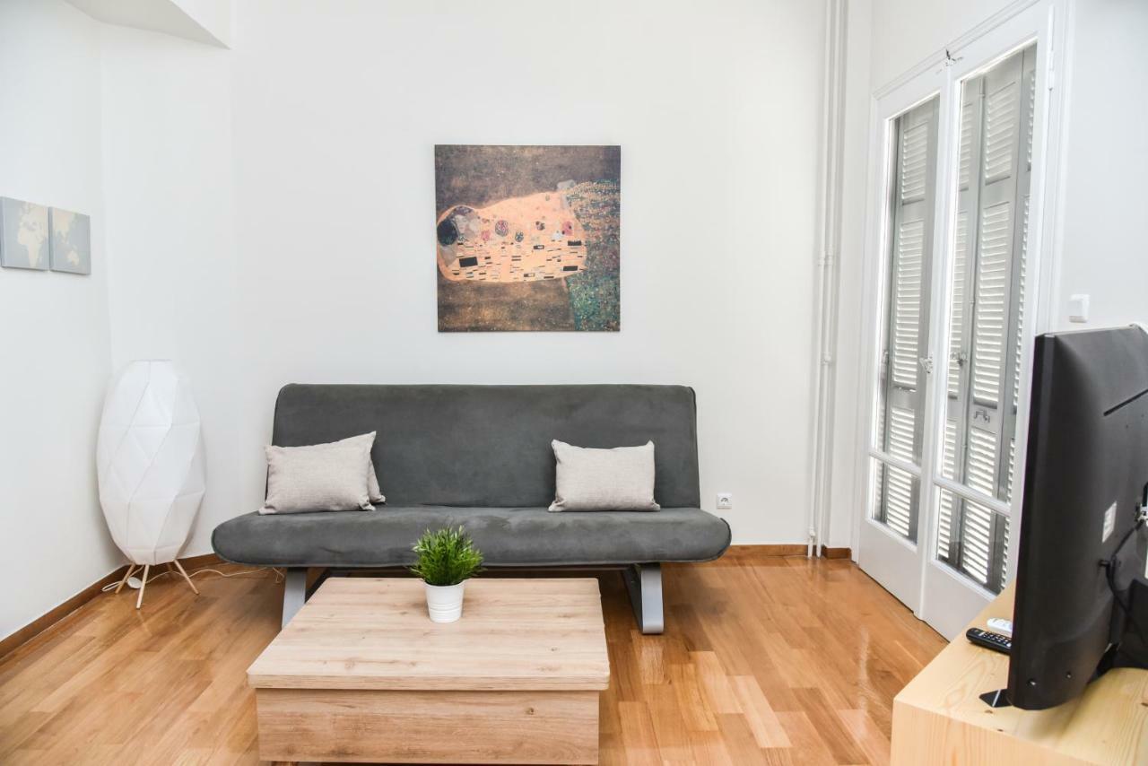 Warm Apartment At Exarchia 1 Bed 2 Pers 아테네 외부 사진