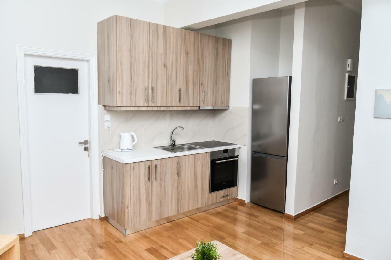 Warm Apartment At Exarchia 1 Bed 2 Pers 아테네 외부 사진