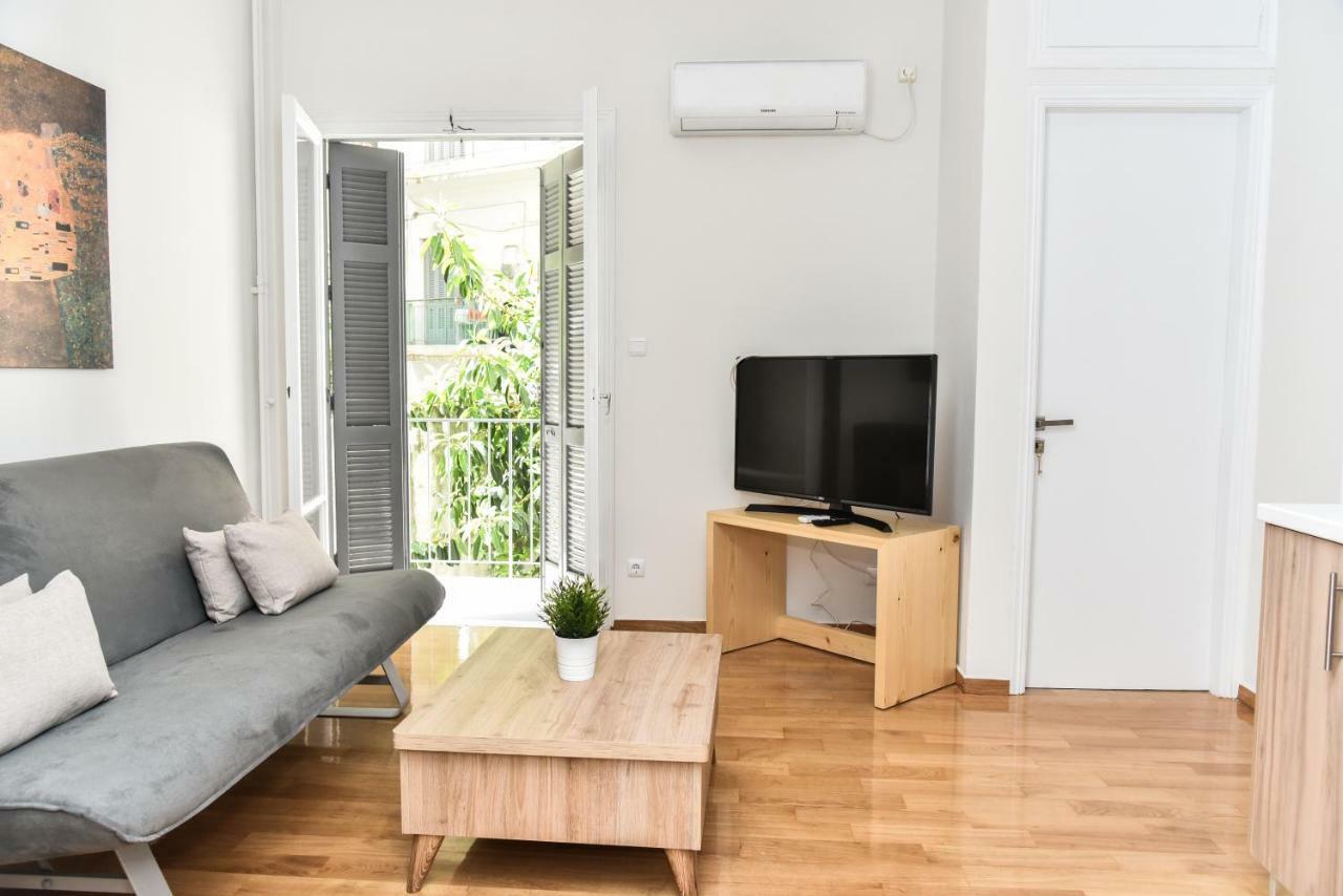Warm Apartment At Exarchia 1 Bed 2 Pers 아테네 외부 사진